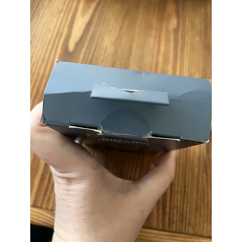 The Unbranded Brand titanium edge